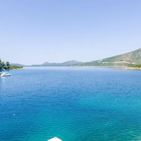 Melany - Studio With Shared Terrace And Sea View Apartman *