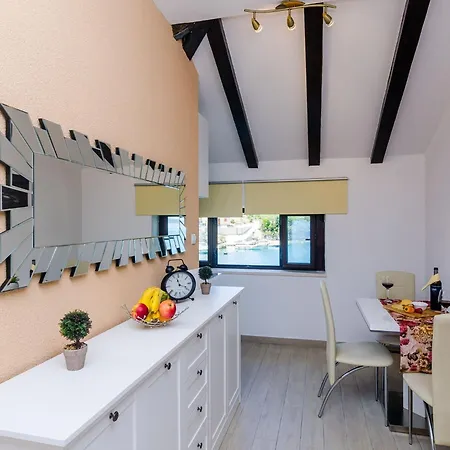 Melany - Studio With Shared Terrace And Sea View Apartman Slano